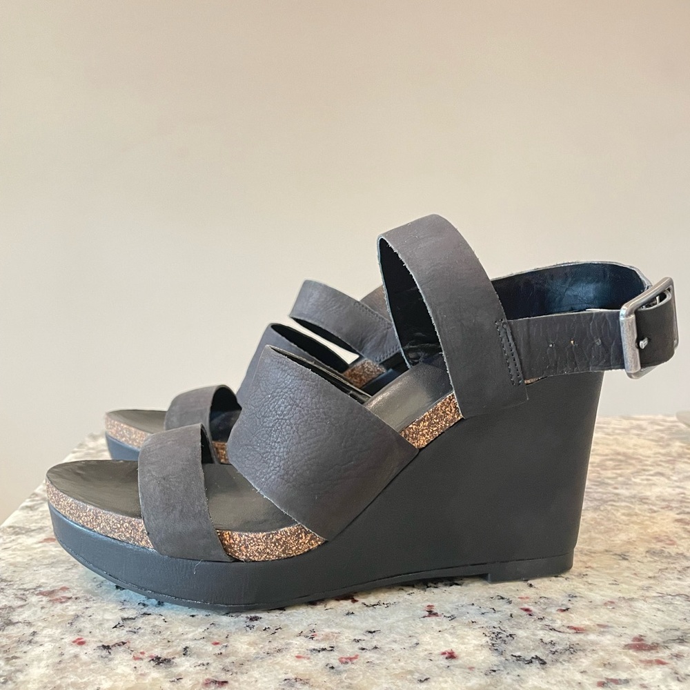 10- Franco Sarto Platform Black Shoes, casual, modern, sandals, fancy shoes.